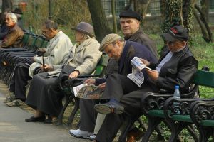 Pensionarii brașoveni au a treia cea mai mare pensie medie la nivel național