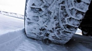 RAR: NU există sancțiuni pentru cei care folosesc iarna anvelope ”all season”