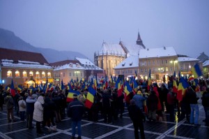 Protestele continuă la Braşov şi Codlea, în pofida gerului cumplit!