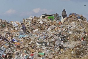 Primăria Râșnov caută o firmă pentru închiderea fostului depozit de deșeuri menajere