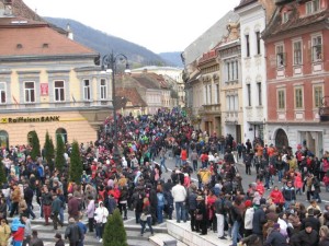 Atracțiile Zilelor Brașovului 2016: Parada junilor, muzică și slow-food
