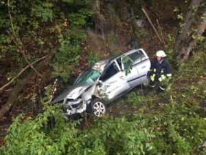 Accident pe DN13, în Pădurea Bogăţii