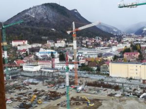 Orașul familiar – un proiect de cooperare internațională pe tema schimbărilor urbanistice și sociale din două cartiere din Brașov și Lyon