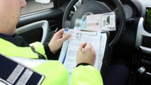 Peste 400 de şoferi verificaţi în trafic de poliţişti si aproximativ 200 de sancţiuni, aplicate în cadrul proiectului Edward, la Braşov