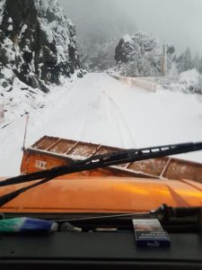 Trafic rutier întrerupt pe DN1A din cauza zăpezii