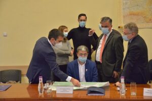 Ministrul Boloş: CJ Brașov trebuie să devină parte în acordul BERD – Primăria Brașov pentru Spitalul Regional