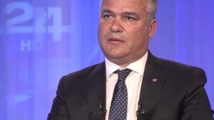 Ministrul Adrian Veștea: „Peste 200 de mii de elevi vor beneficia de microbuze electrice pentru transportul școlar în urma unei investiții de 250 de milioane de euro din fonduri PNRR”