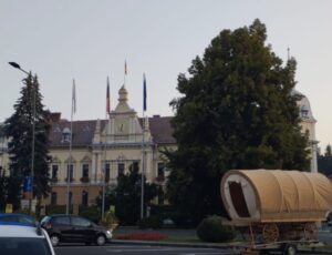 Primăria Brașov prezintă ultimul model Hi-tech de adăpost în caz de urgență