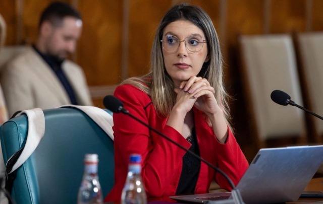 Diana Buzoianu ministrul mediului moțiune Programul Rabla